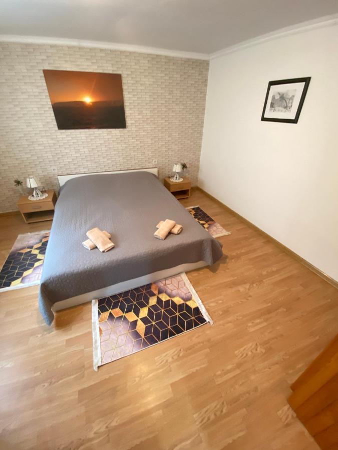 Apartamento Cookies Old House Visoko Exterior foto
